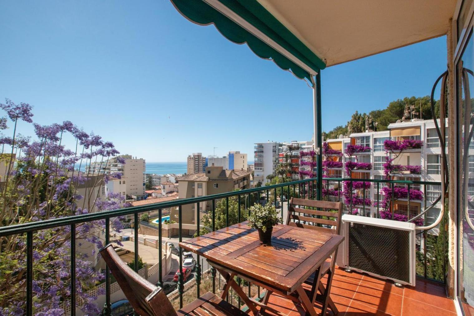 Ferienwohnung "Ama Dablam " Increibles Vistas Y Paz Torremolinos Exterior foto